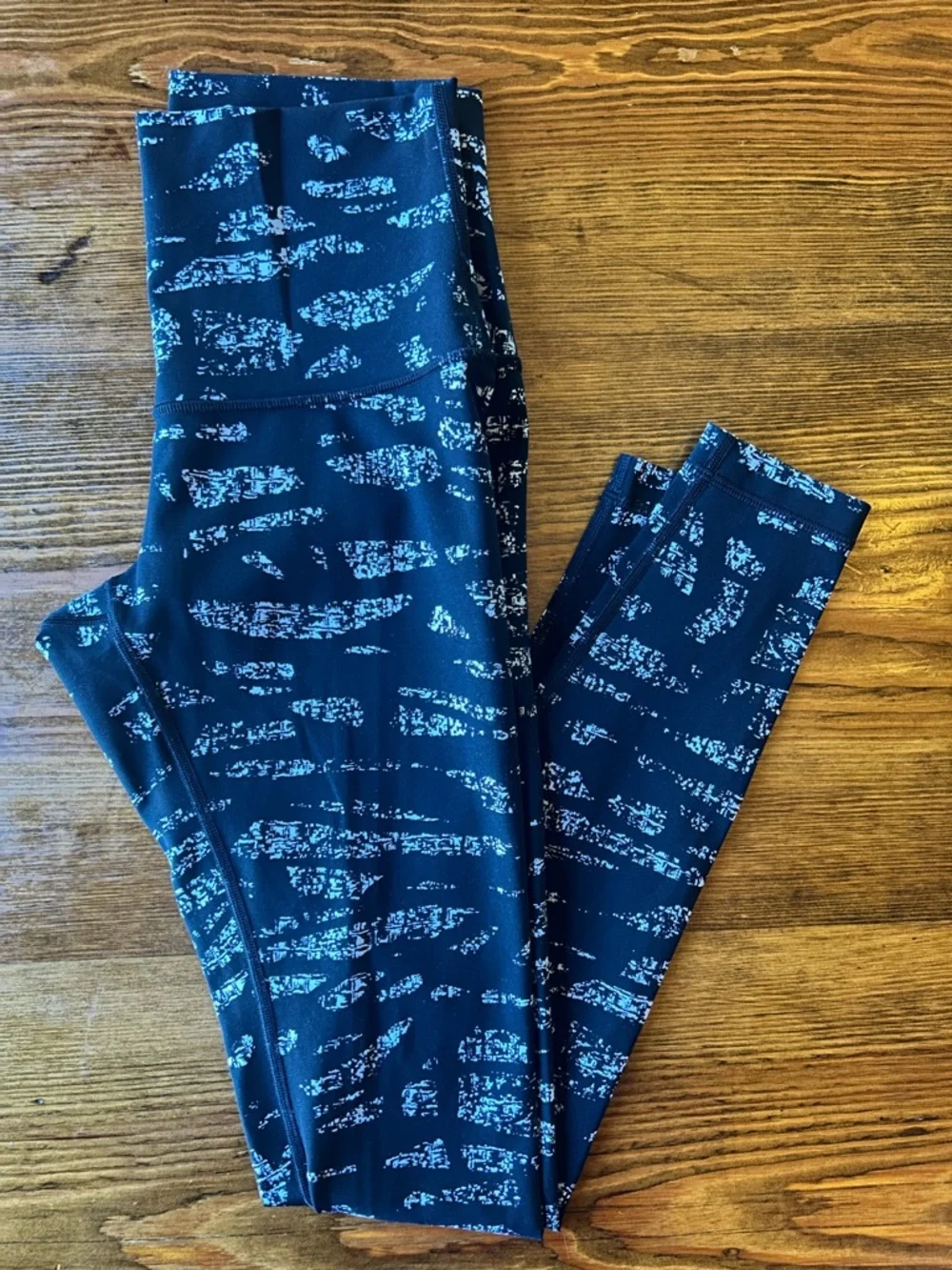 Lululemon‎ Wunder Under Size 6 HR Tight Black Print